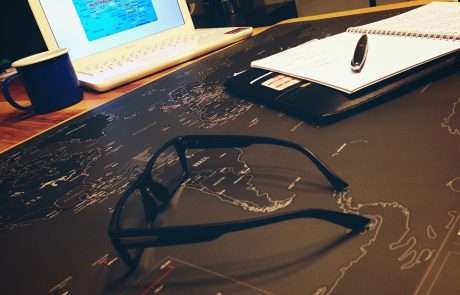 Desk_3